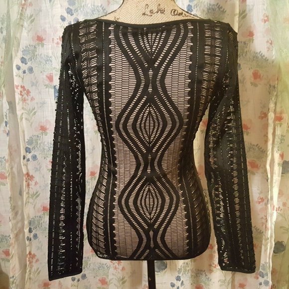 BCBGMaxAzria Black Beige Cut Out Stretch Top - Picture 3 of 6